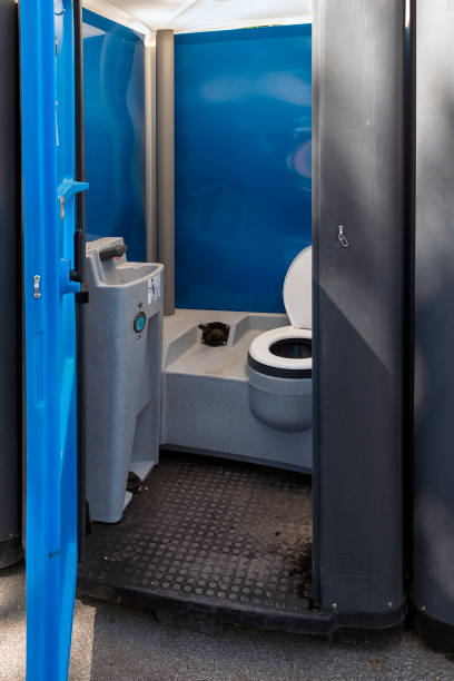 Best Temporary restroom rental  in Clare, MI