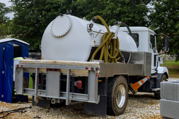 Best Affordable portable toilet rental  in Clare, MI